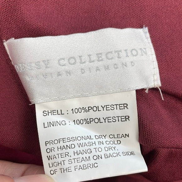 NWT Dessy Collection High Halter Neck Open Back Crepe Gown Dress Burgundy Sz 18 - Picture 10 of 11